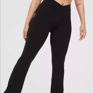 Aerie Offline Flare Leggings